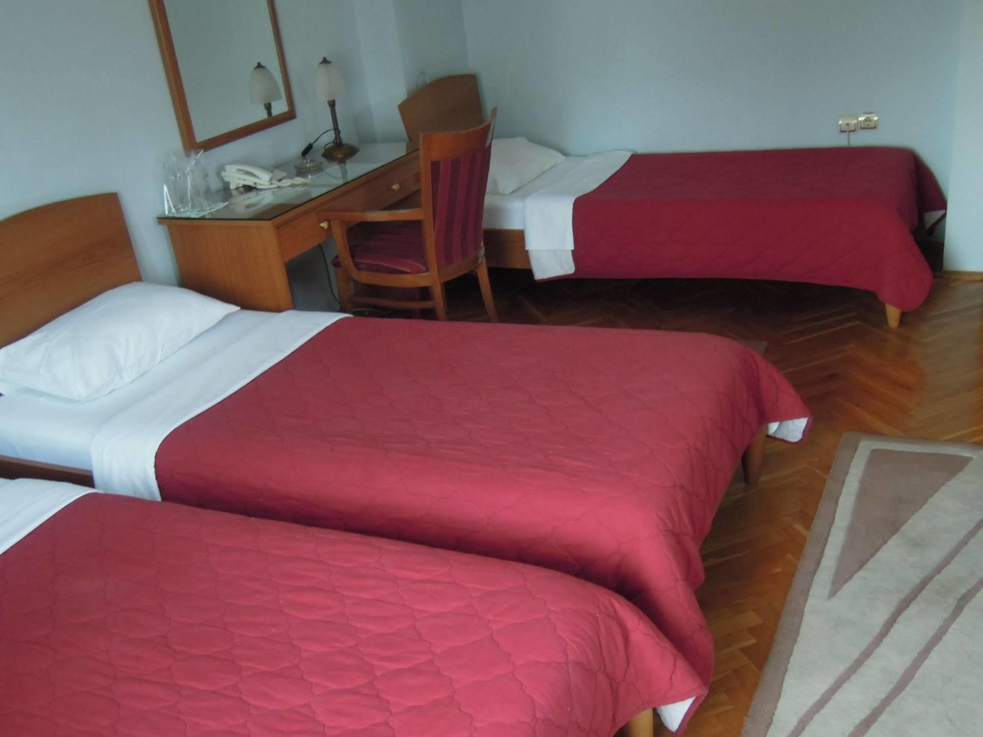 Hotel Sucevic Garni Belgrad Exterior foto