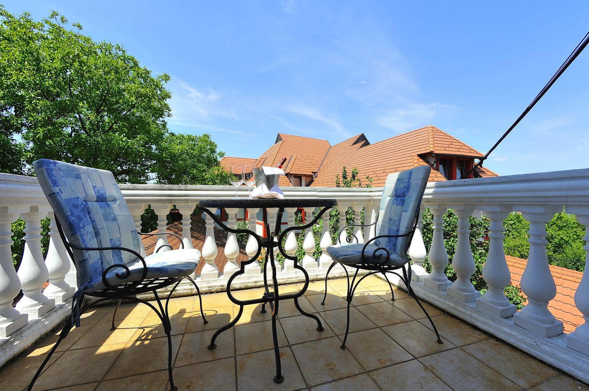 Hotel Sucevic Garni Belgrad Exterior foto